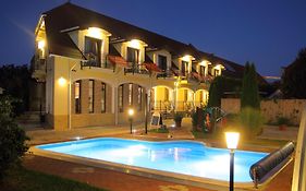 Bajor Panzió Bük-Bükfürdő, Adults Friendly 12 Plus